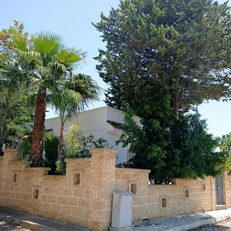 Leonardo Villa Porto Cesareo